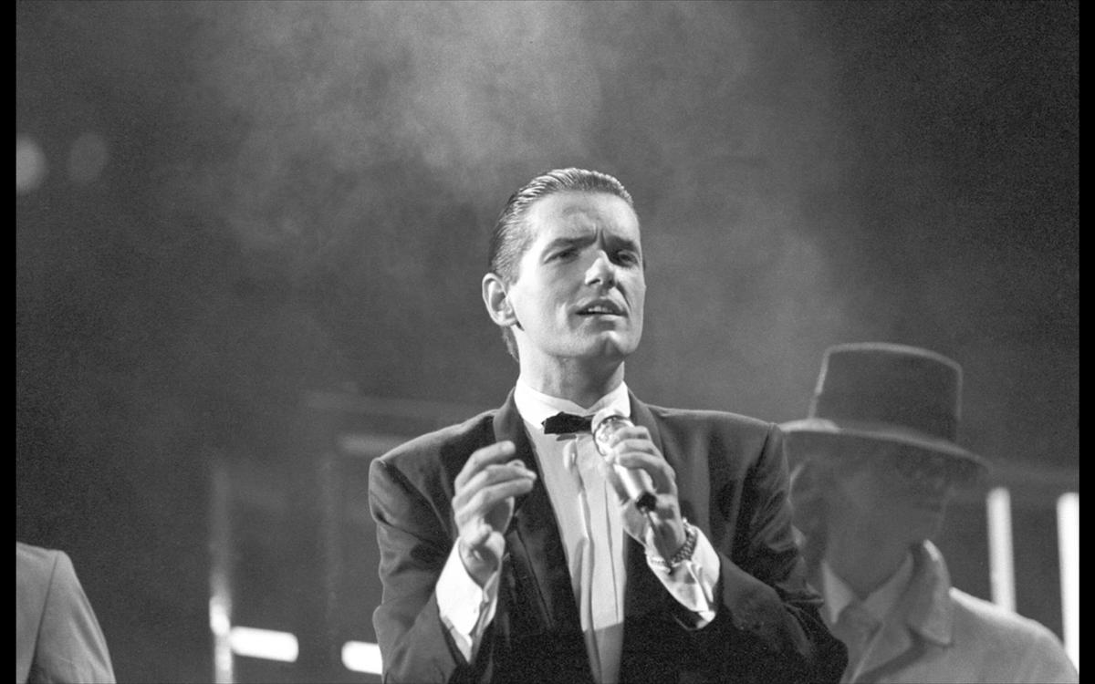 41 Kişinin İntihar Etmesine Neden Olan Şarkı: Jeanny