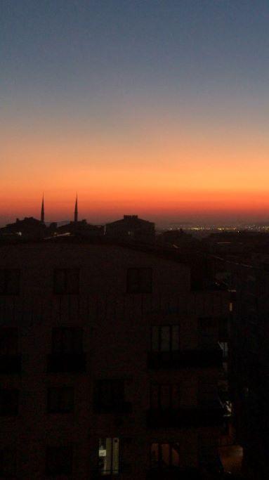 Bir bedenin içinde bir nefesim