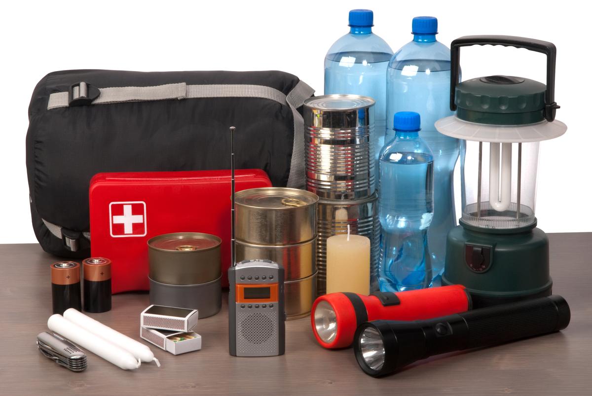 How To Make an Emergency Earthquake Kit To Be Ready For Earthquakes