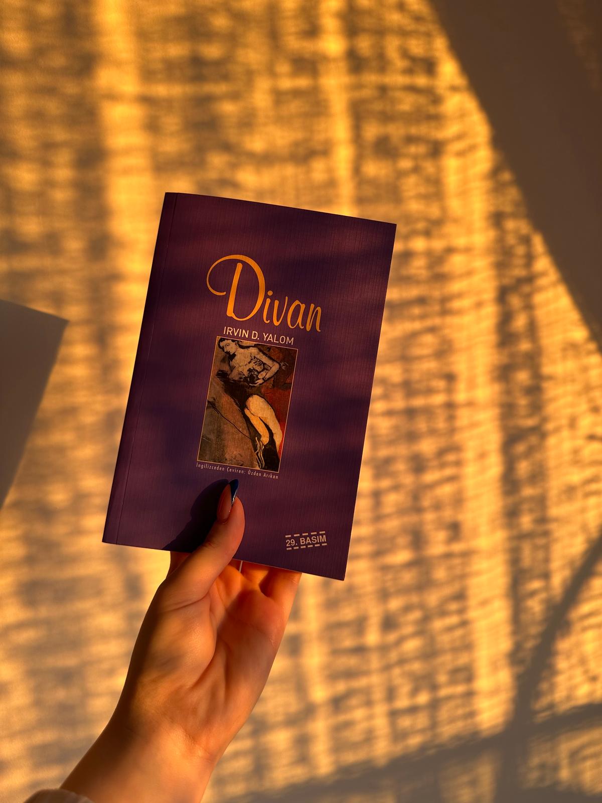 Kitap Önerileri #2 Irvin D. Yalom'dan Divan