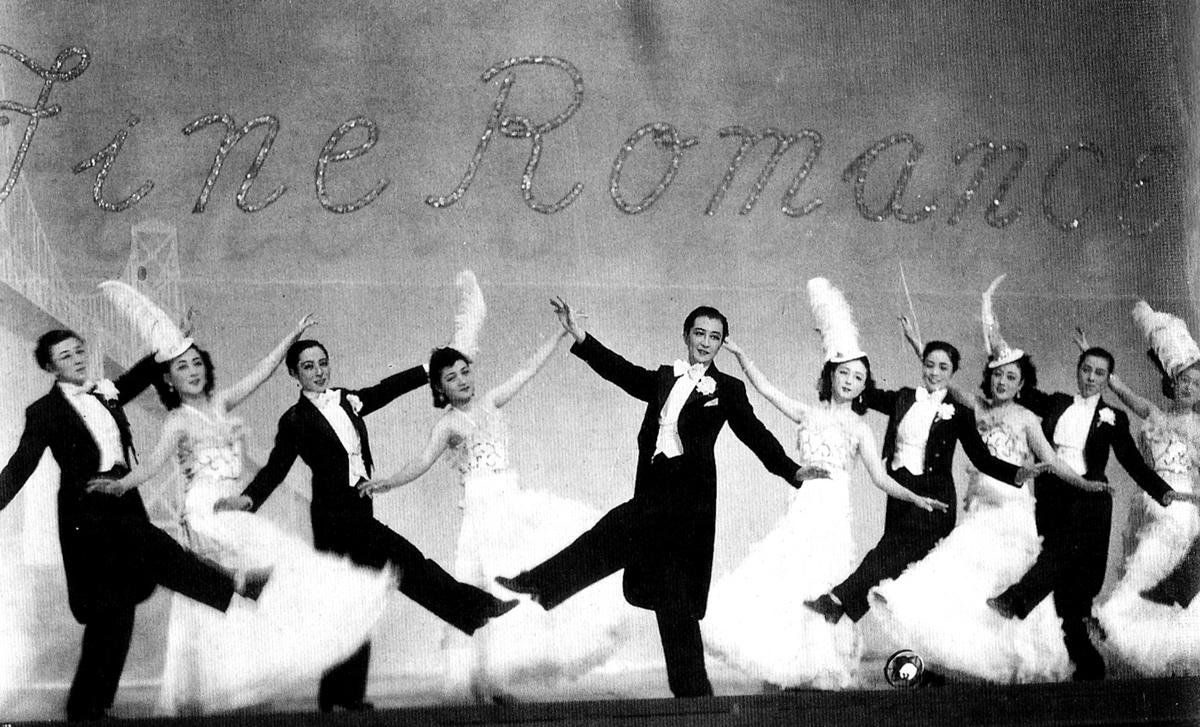 Bütün Kızlar Toplandık: Takarazuka Revue