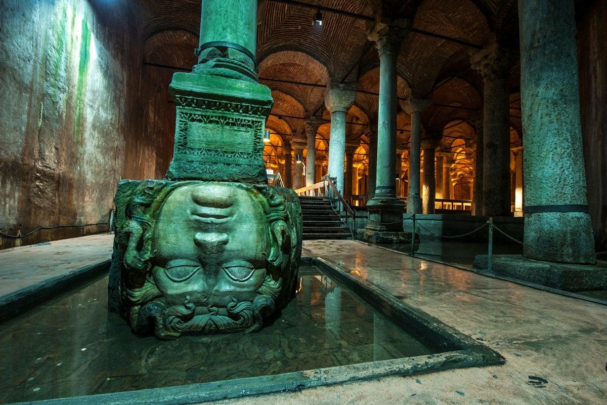 Yerebatan Sarnıcı ve Medusa Hikayesi