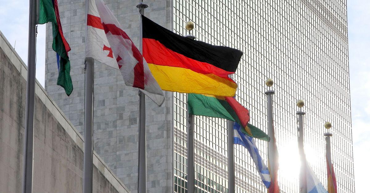 Forging Unity in a Fragmented World: Germany's Foreign Policy Quest