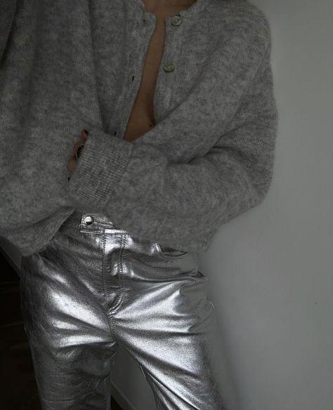 Metalik Pantolonlar Yükselişte