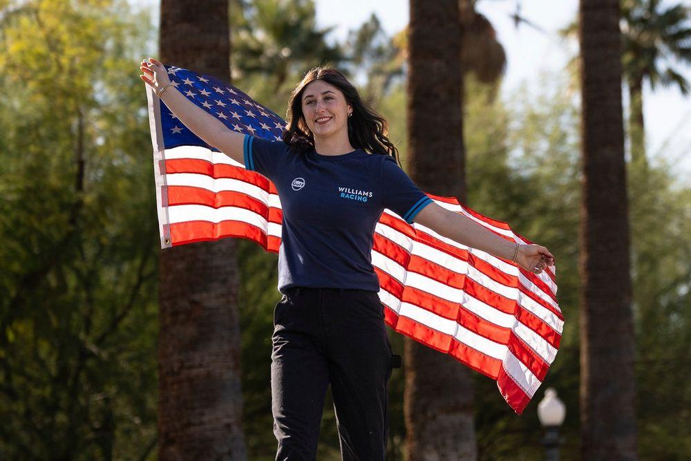 Lia Block F1 Akademi'de