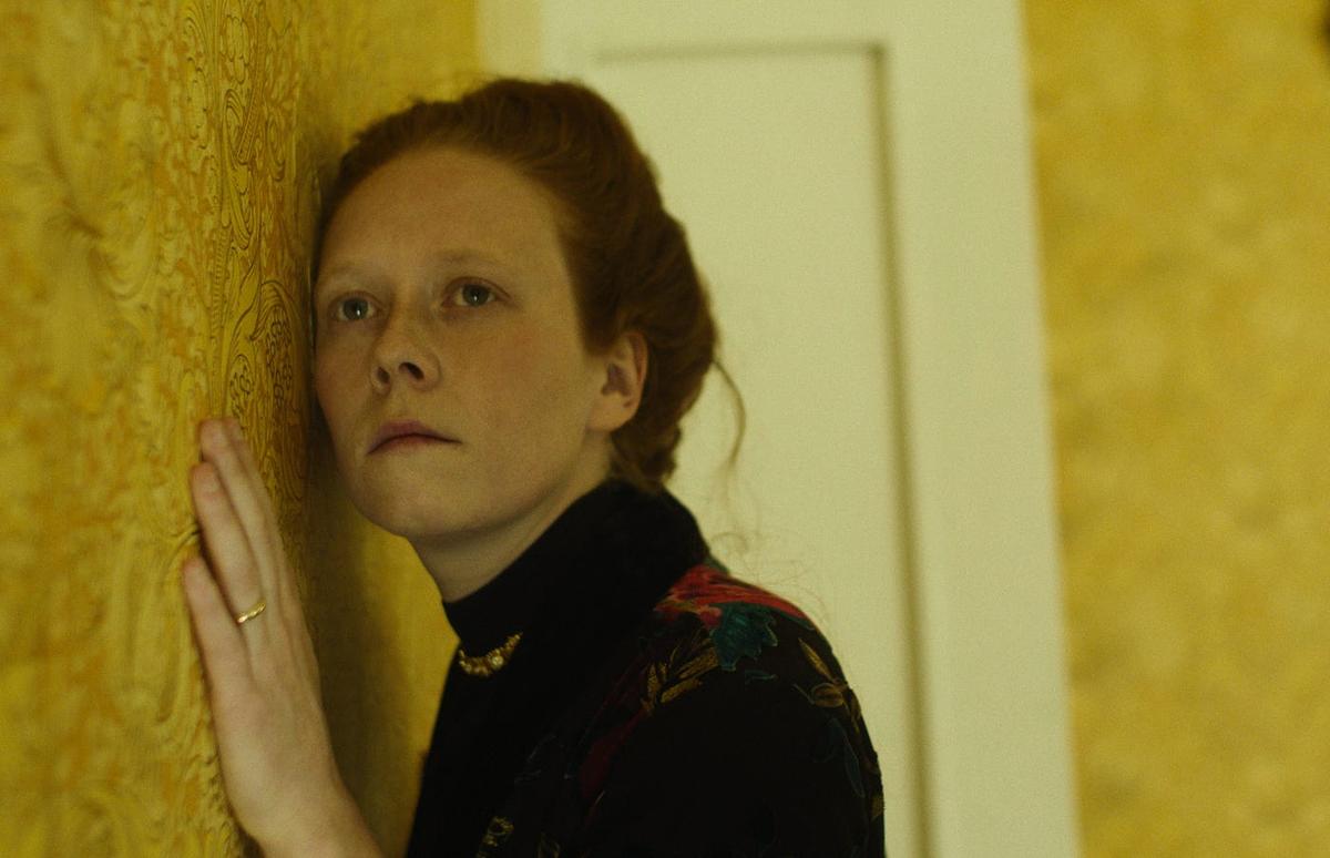 Exploration of Female Malady through "The Yellow Wallpaper" by Charlotte Perkins Gilman