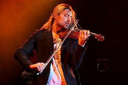 Kemanın Uçan Parmakları