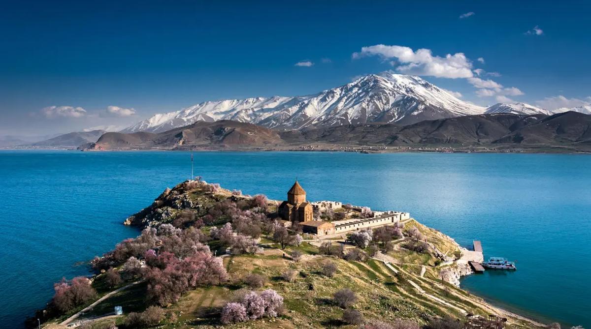 Akdamar Adası: Bir Aşk Hikayesi