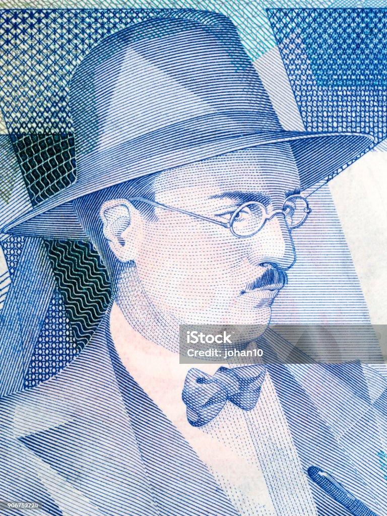 Kısa Kısa Pessoa: Pessoa’nın İzinde