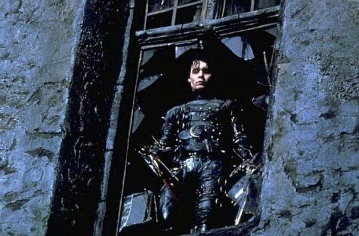 Makas Eller (Edward Scissorhands) Göstergebilim Kuramına Göre Analizi