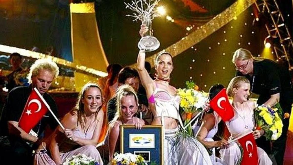 Eurovision'a Türkiye Dönerse Kim Tarafından Ve Nasıl Temsil Edilmeli?