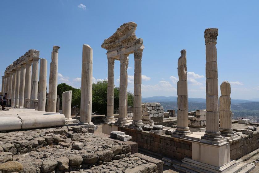 Pergamon: A Jewel of Ancient Civilization