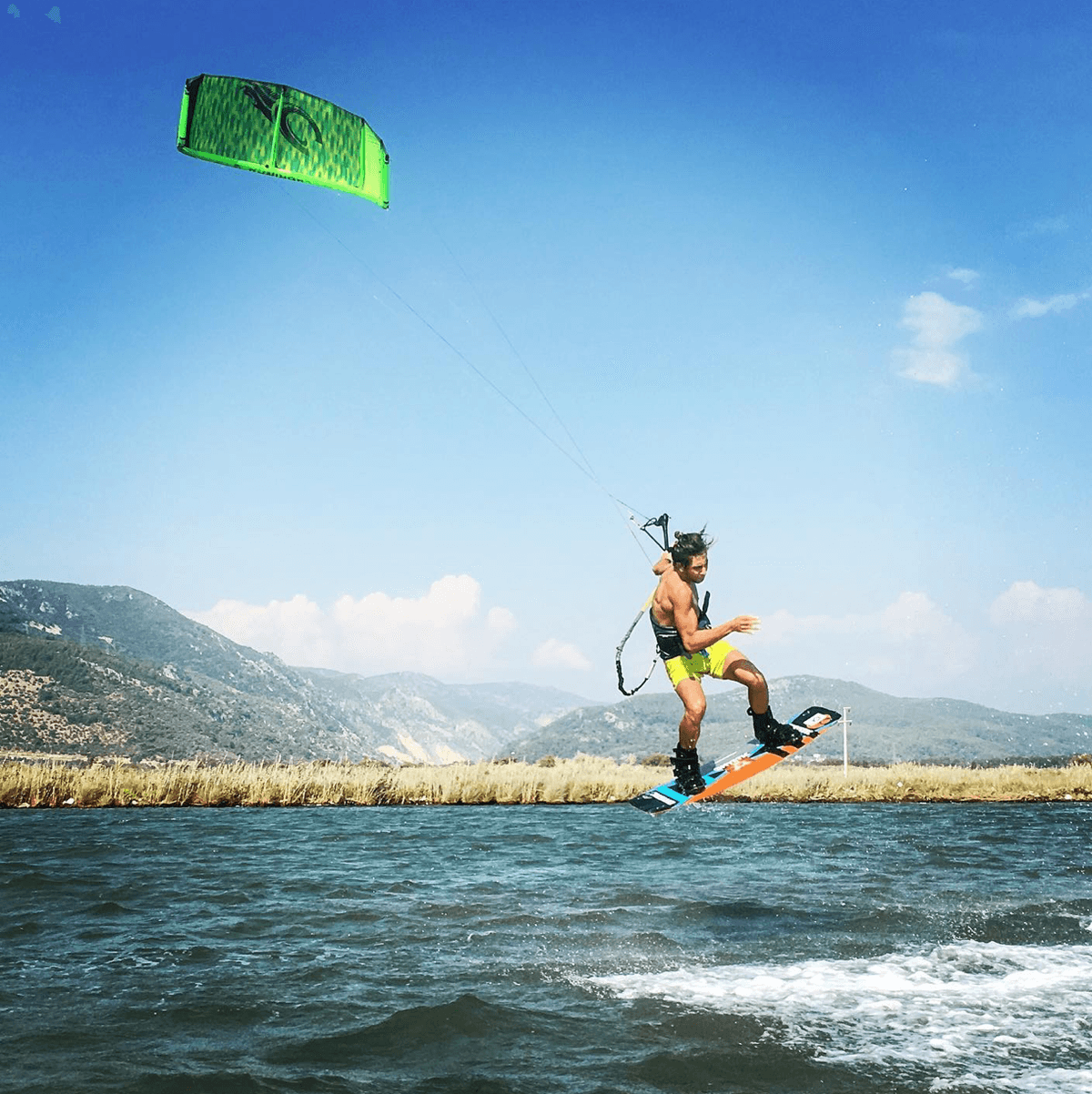 Kiteboard Nedir? Nasıl Yapılır?