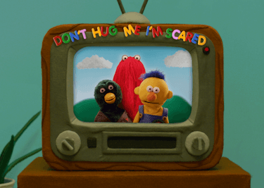 Garip Youtube Serileri: Don't Hug Me I'm Scared