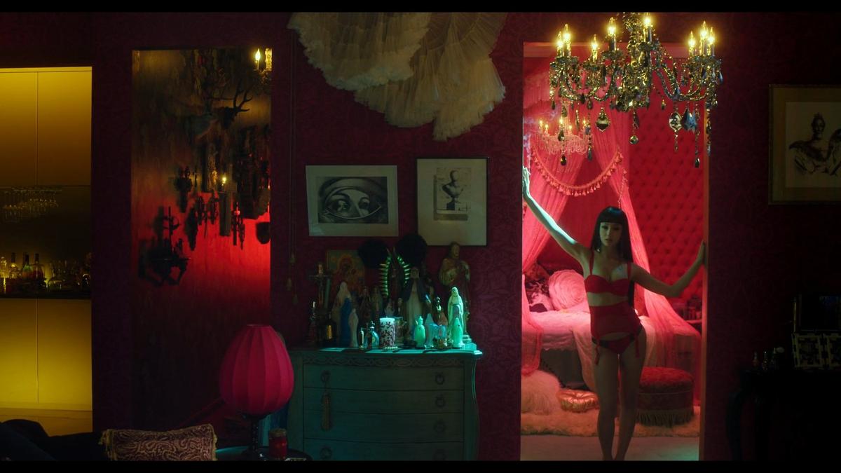 Helter Skelter (2012) ve Güzellik Medyası: Sosyolojik Film İncelemesi