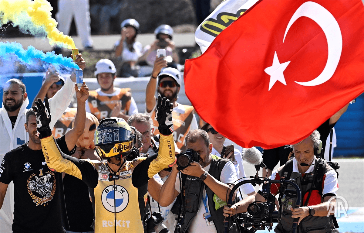 Toprak Razgatlıoğlu 2024 Dünya Superbike şampiyonu!