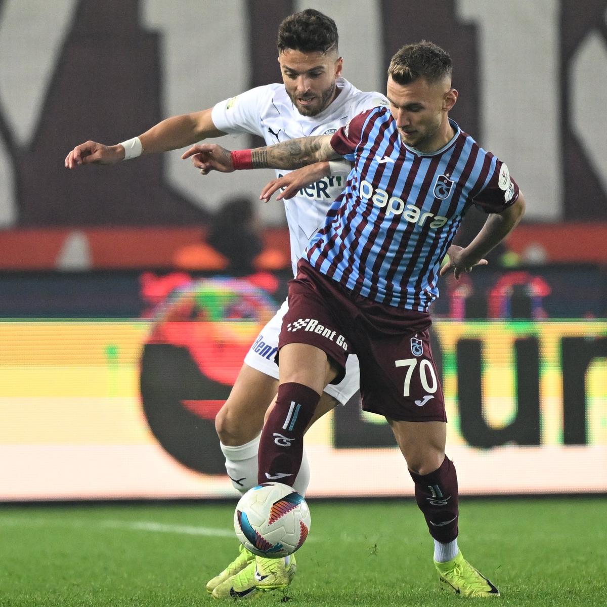 İlk Yarı Başka İkinci Yarı Bambaşka Bir Maç