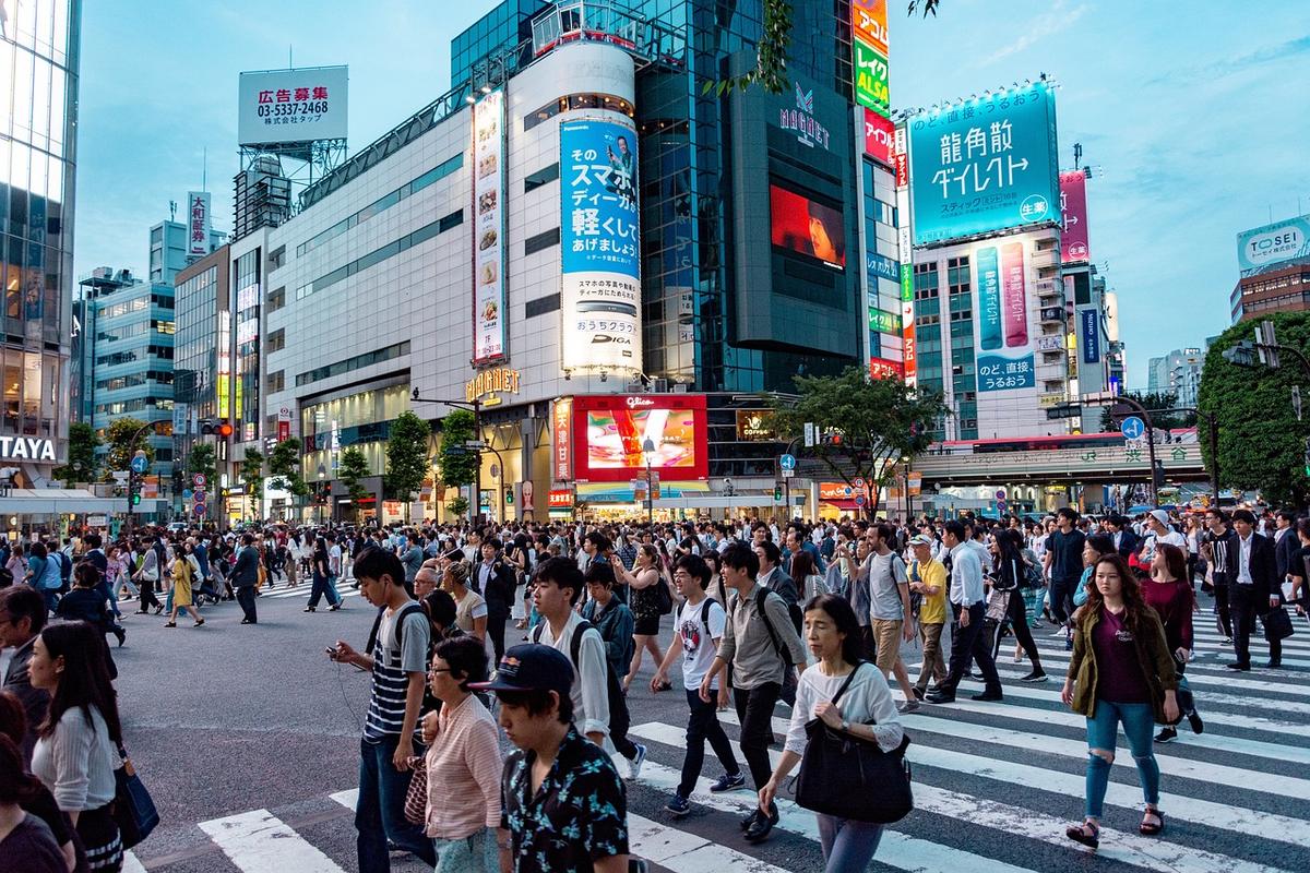 Animeler, Japonların Gençlik Özlemi ve Çalışma Kültürü