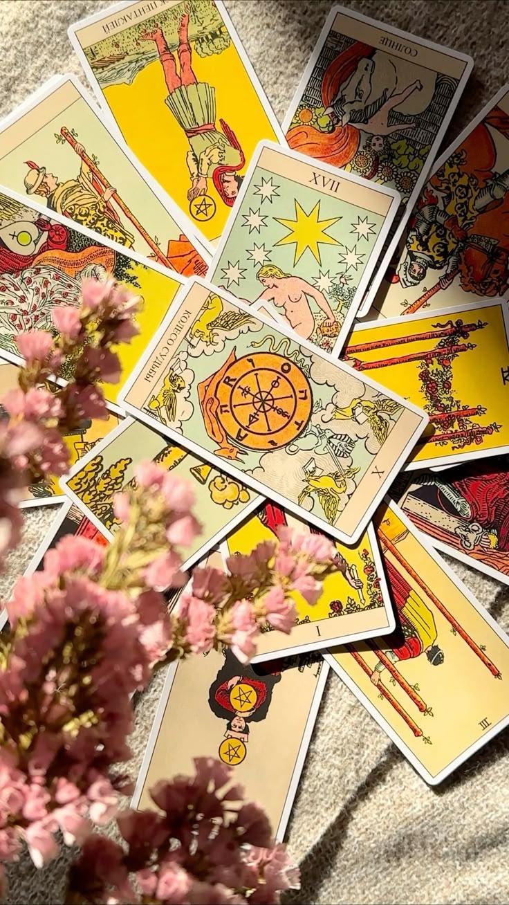 Tarot Kartlarının Kültürel Tarihi ve Edebiyatta Kullanımı
