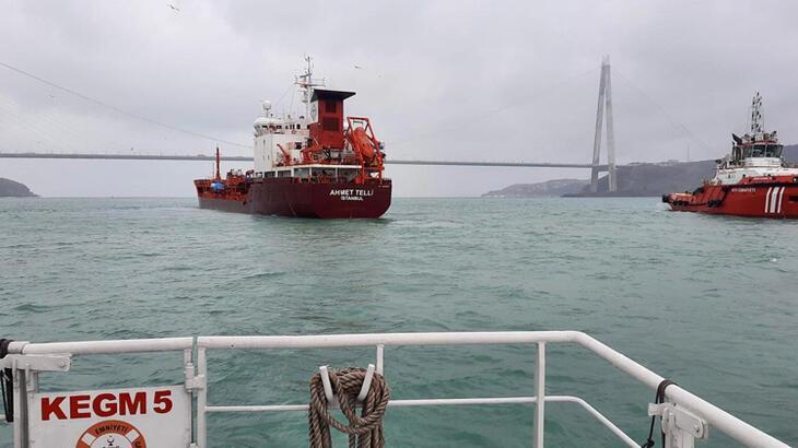 İstanbul Boğazı Gemi Trafiğine Kapatıldı