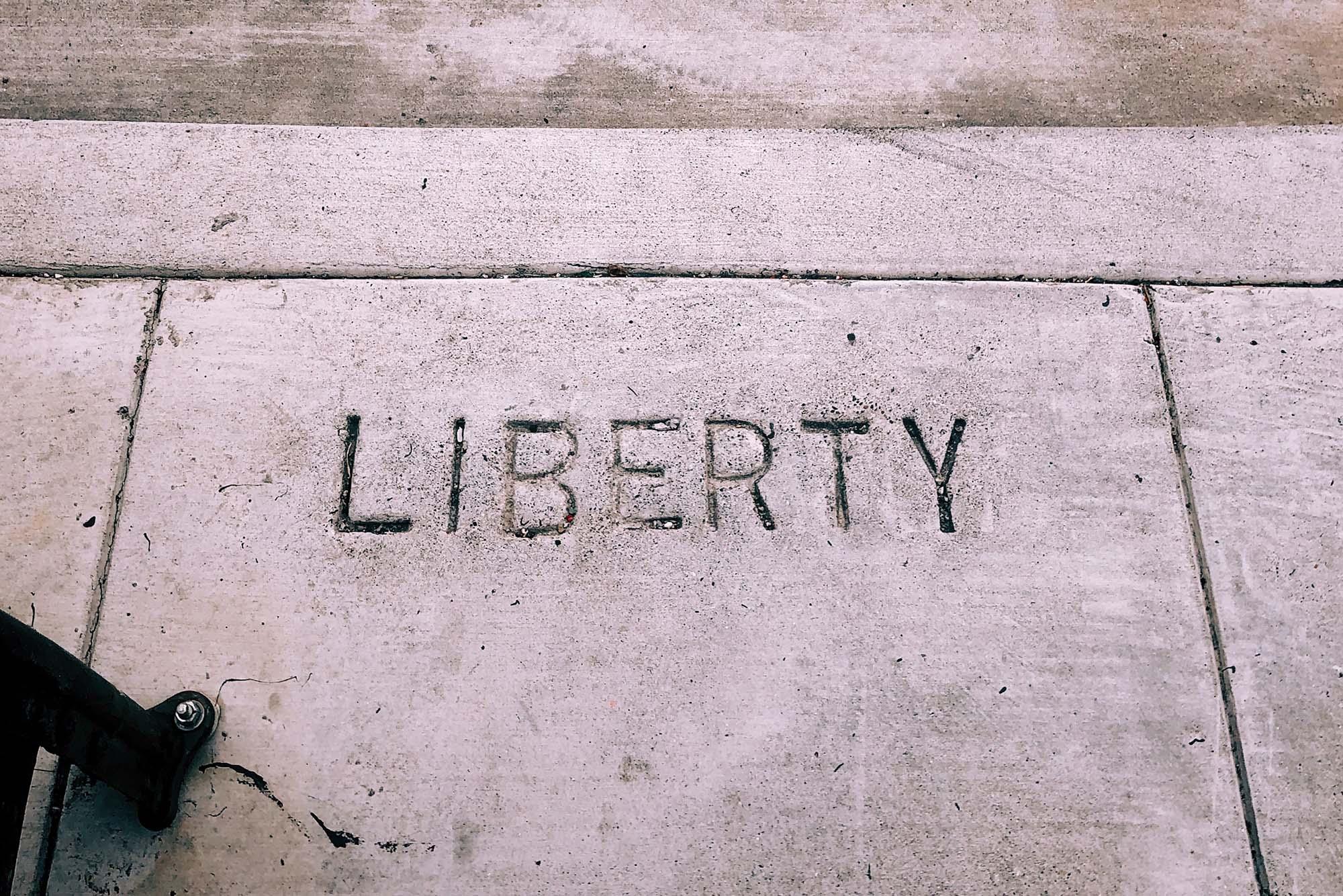 Tanrı'nın İntiharı ve Özgür İrade