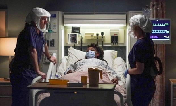 Dizilerde Pandeminin Göze Çarpan Eksikliği