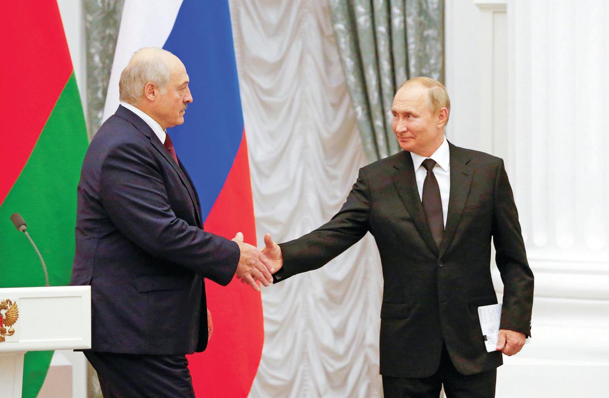 Putin: Ukrayna'yla Yürütülen Müzakere Sürecinde Bazı Olumlu Değişimler Var