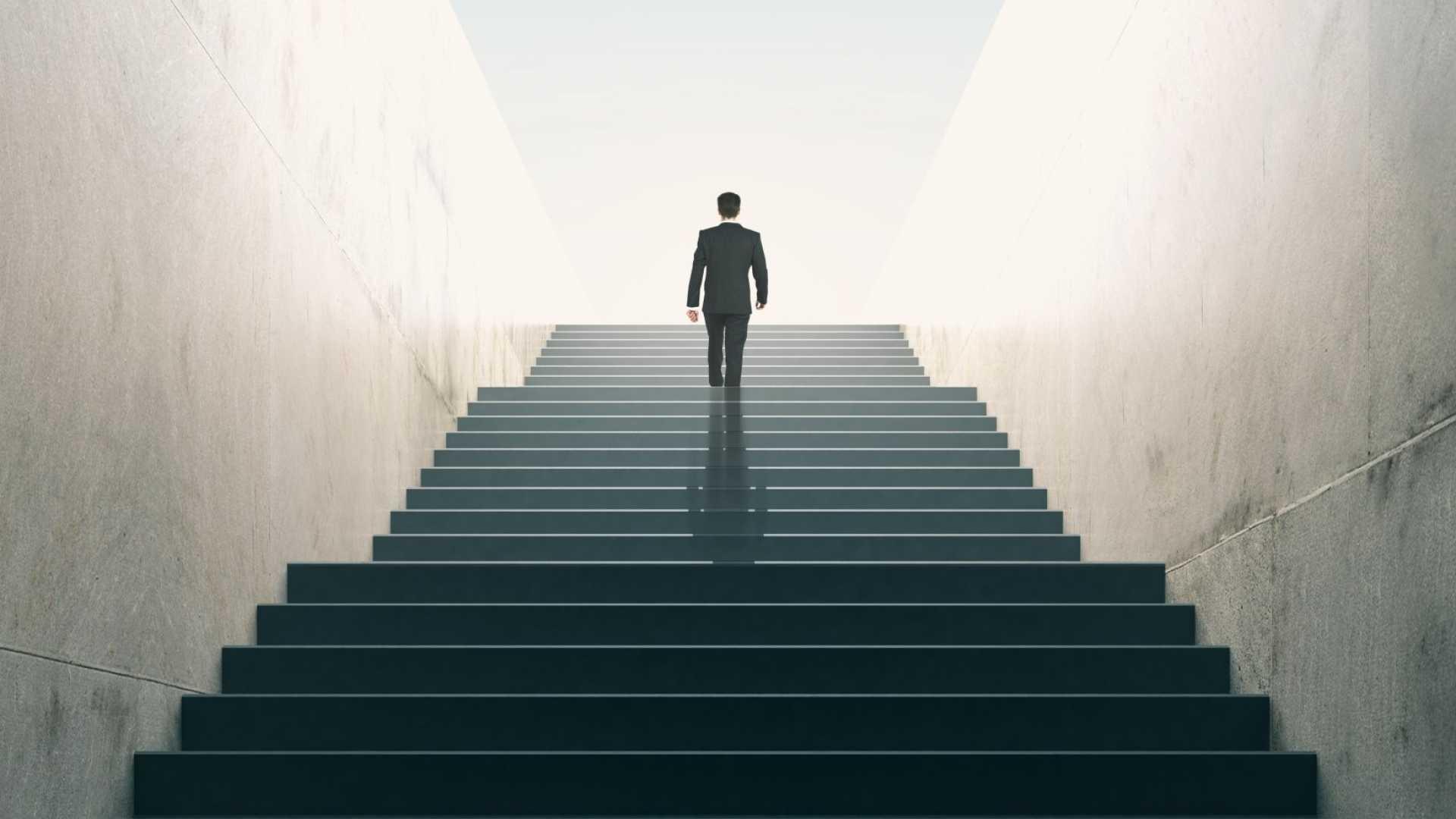 Başarıya Giden Yolda Adımlar Atlamayın: Bu Bir Yolculuk