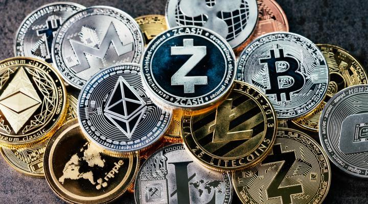 Kripto Para Piyasasında Son Gelişmeler: ETF Çıkışları, Vergi Düzenlemeleri ve Global Hamleler