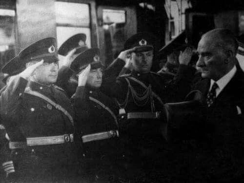 Atatürk'ün Askerliğe Bakışı