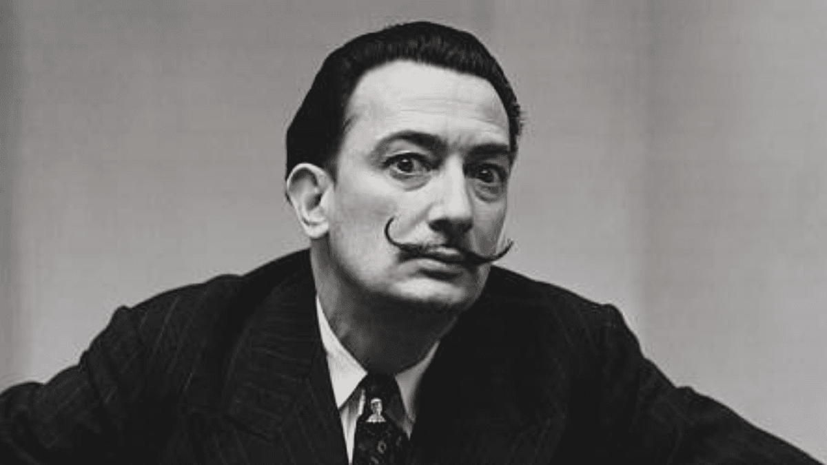 Salvador Dali: Gerçeküstü Dünyanın Uçlarında Yaşayan Bir Dahi