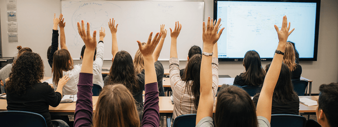 Sınıfın Sessiz Dönüşümü: Etkileşimli Derslerin Sosyolojik Katkısı