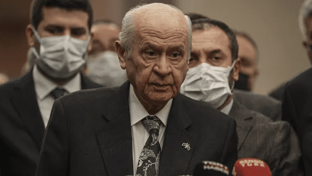 Bahçeli: Erdoğan'ın Üç Dönem Seçilebilmesi İçin Gerekli Yasal Düzenlemeyi Yaparız